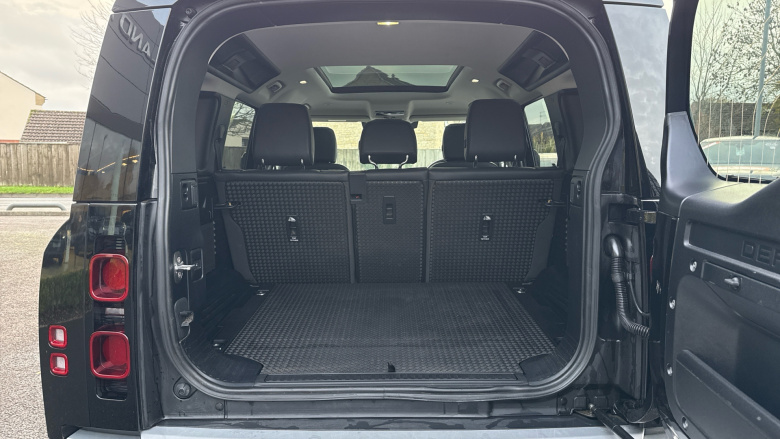 Land Rover Defender 3.0 D250 XS Edition 110 5dr Auto Diesel Estate